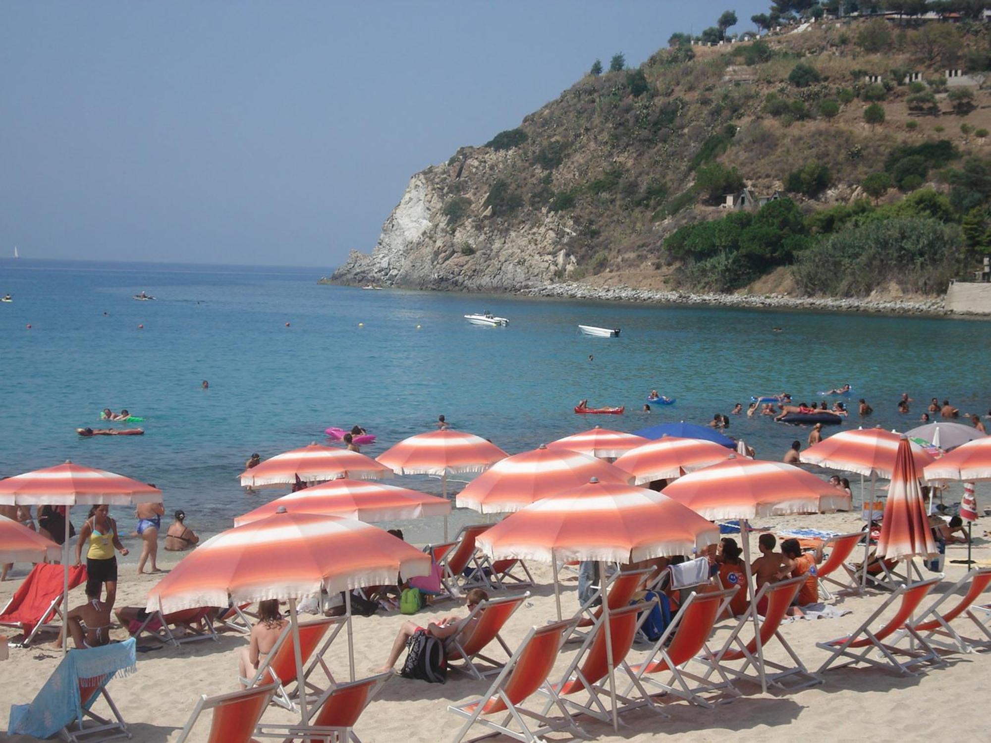 Villaggio Pineta Petto Bianco Capo Vaticano Eksteriør bilde