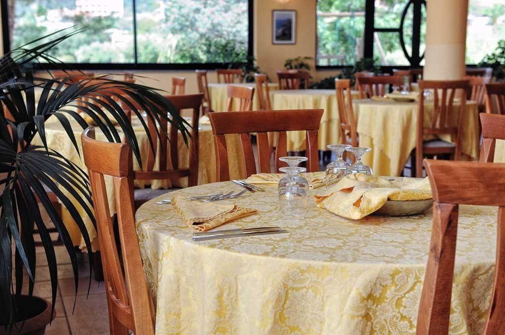 Villaggio Pineta Petto Bianco Capo Vaticano Eksteriør bilde